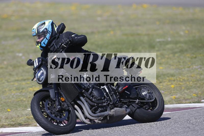 /05 07.04.2026 Cornu Master School ADR/Gruppe gruen/1